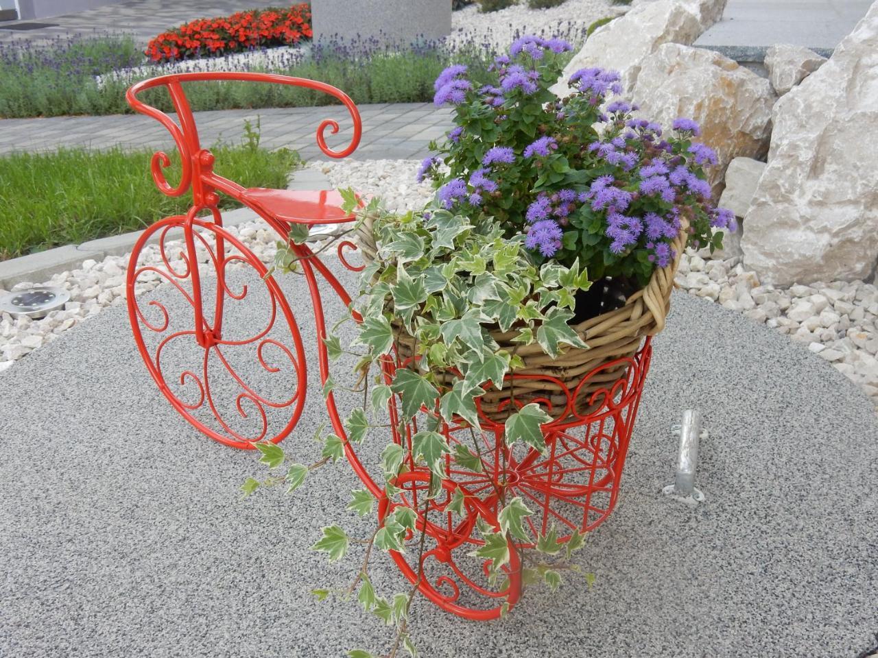 Fruehstueckspension Lach Bed and Breakfast Eberndorf Exteriör bild